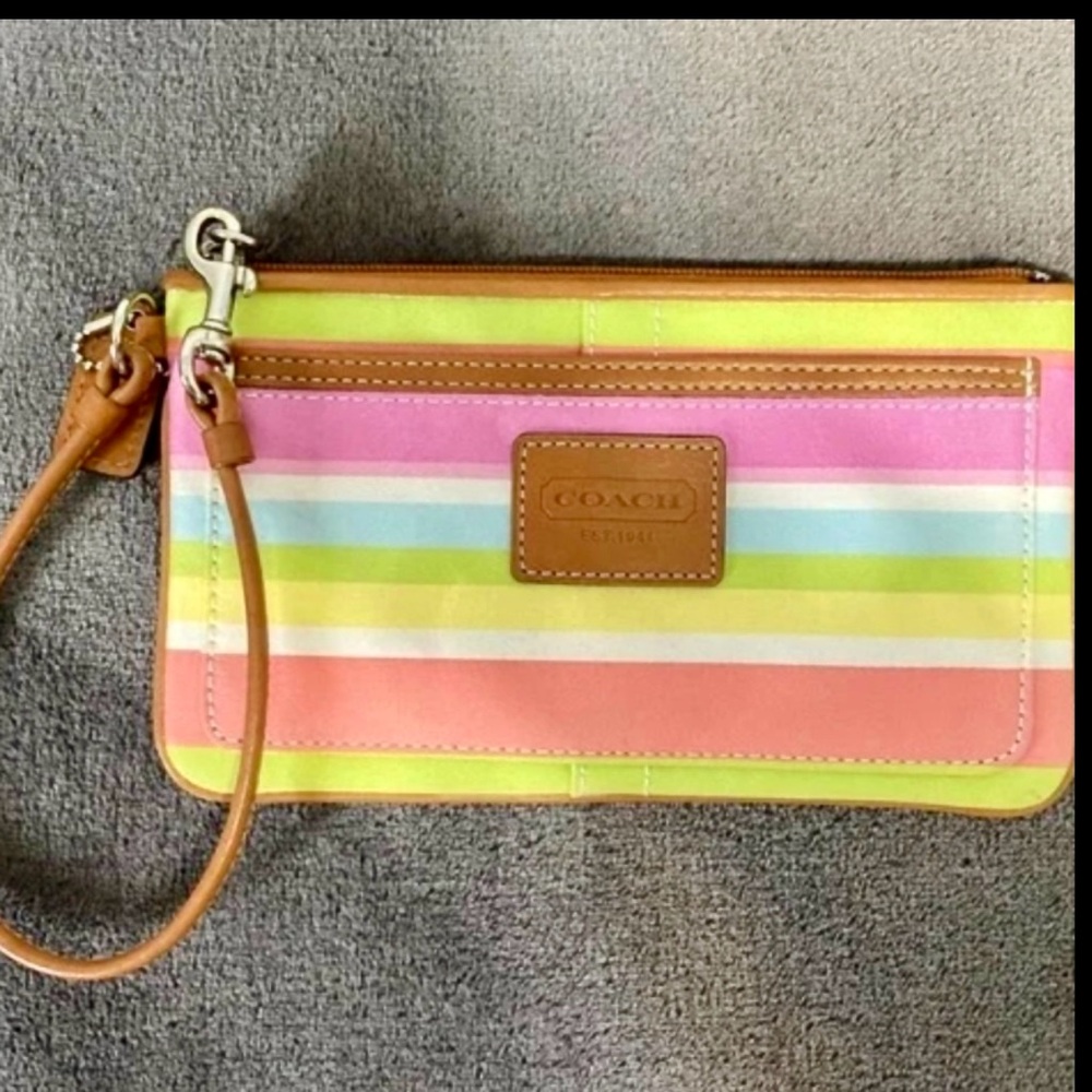 COACH WRIST WALLET/PURSE